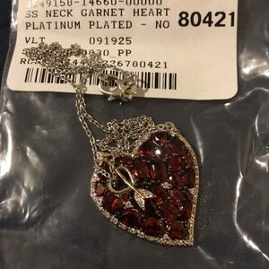 NWOT Gems En Vogue Solid Sterling Silver and Mozambique Garnet Heart Necklace